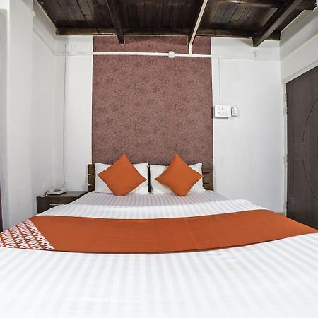 Hotel O Highland Manor Ґувахаті Екстер'єр фото