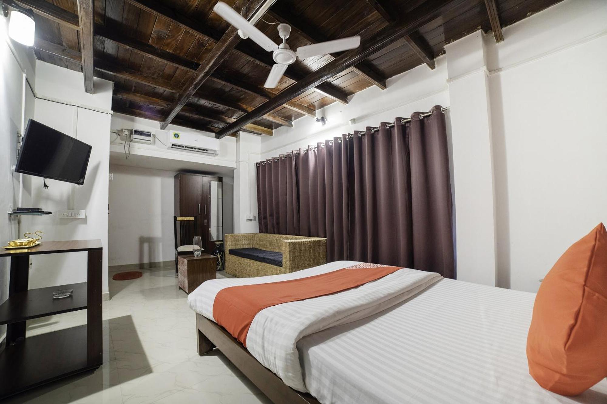 Hotel O Highland Manor Ґувахаті Екстер'єр фото