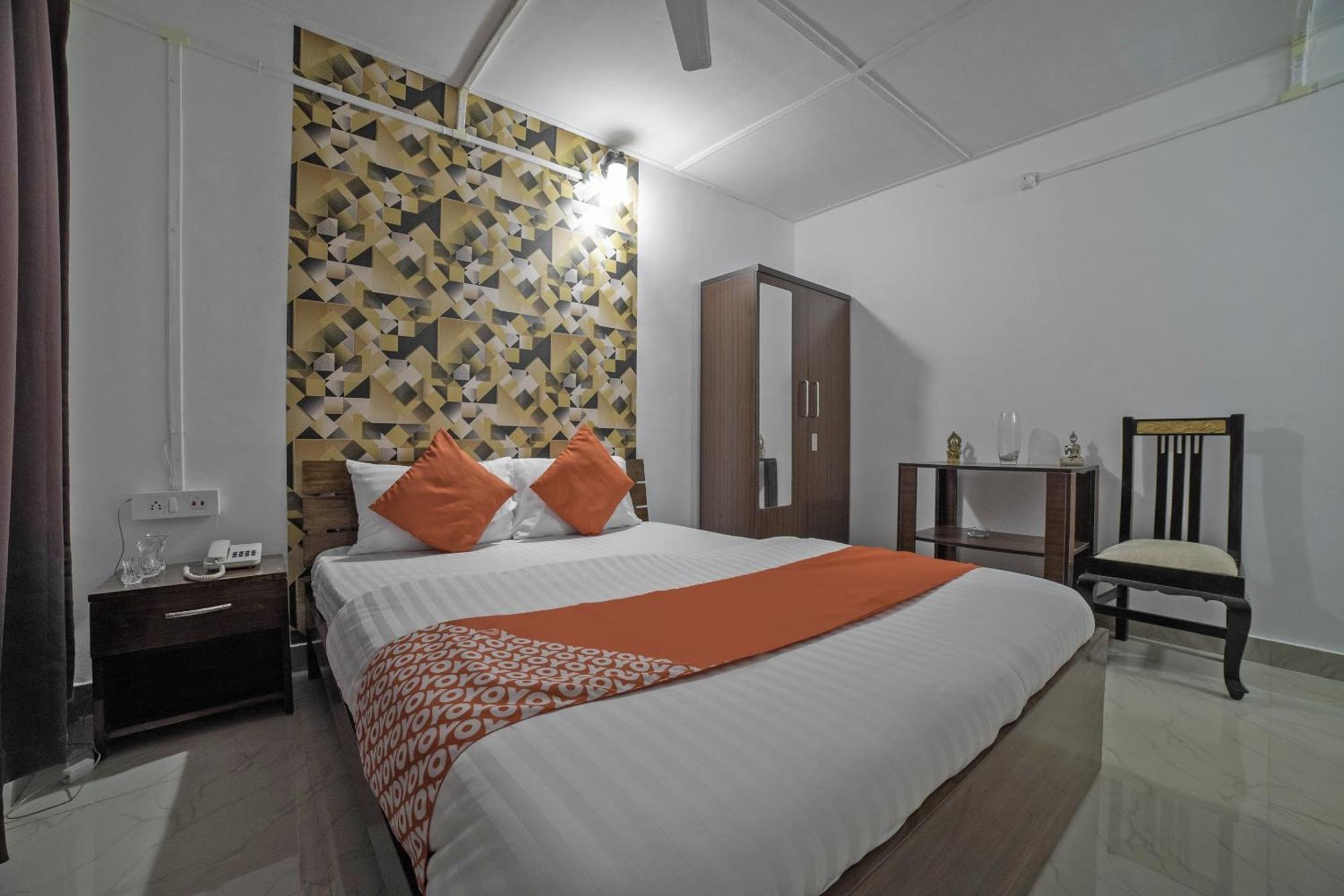 Hotel O Highland Manor Ґувахаті Екстер'єр фото