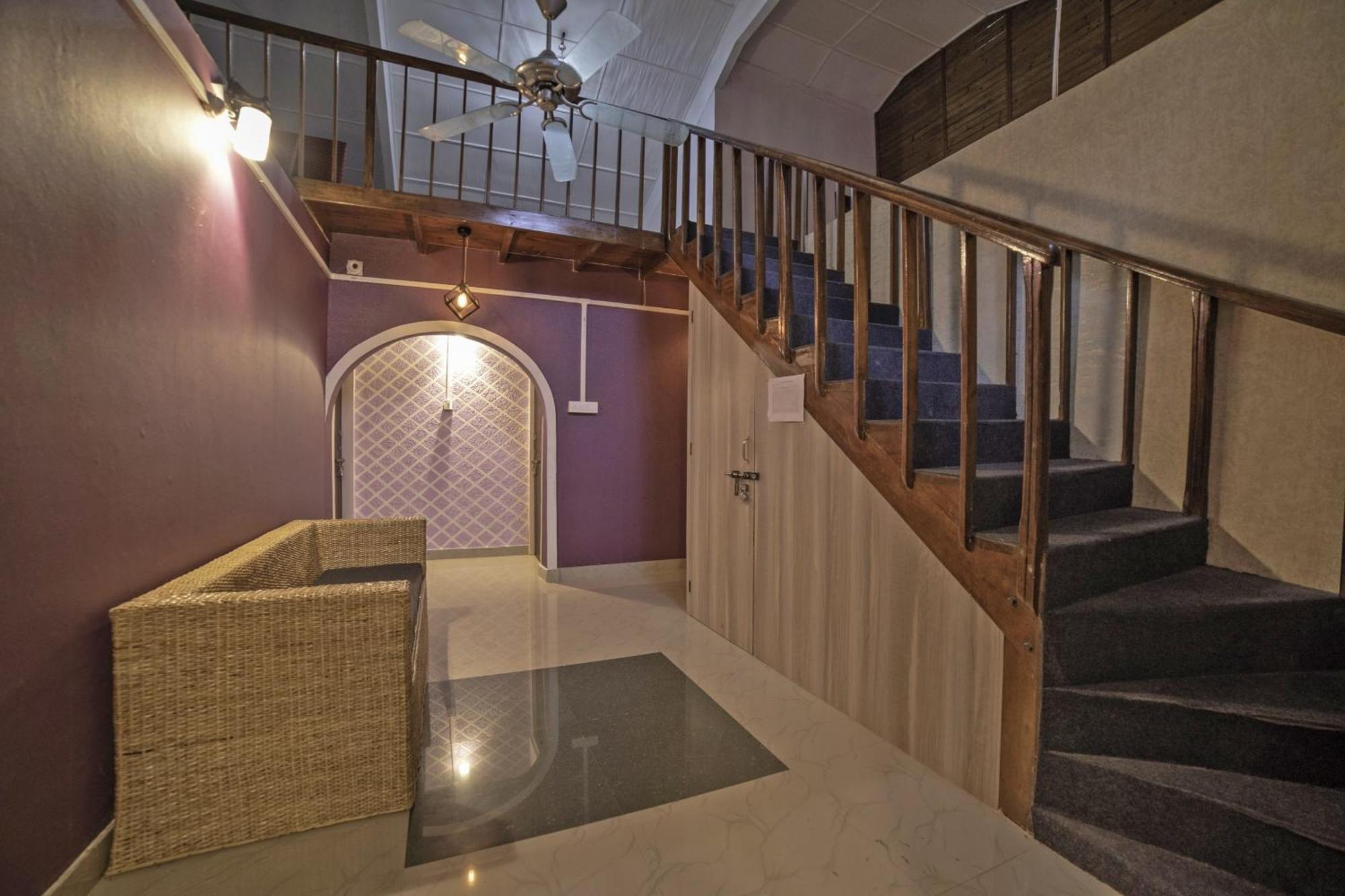 Hotel O Highland Manor Ґувахаті Екстер'єр фото